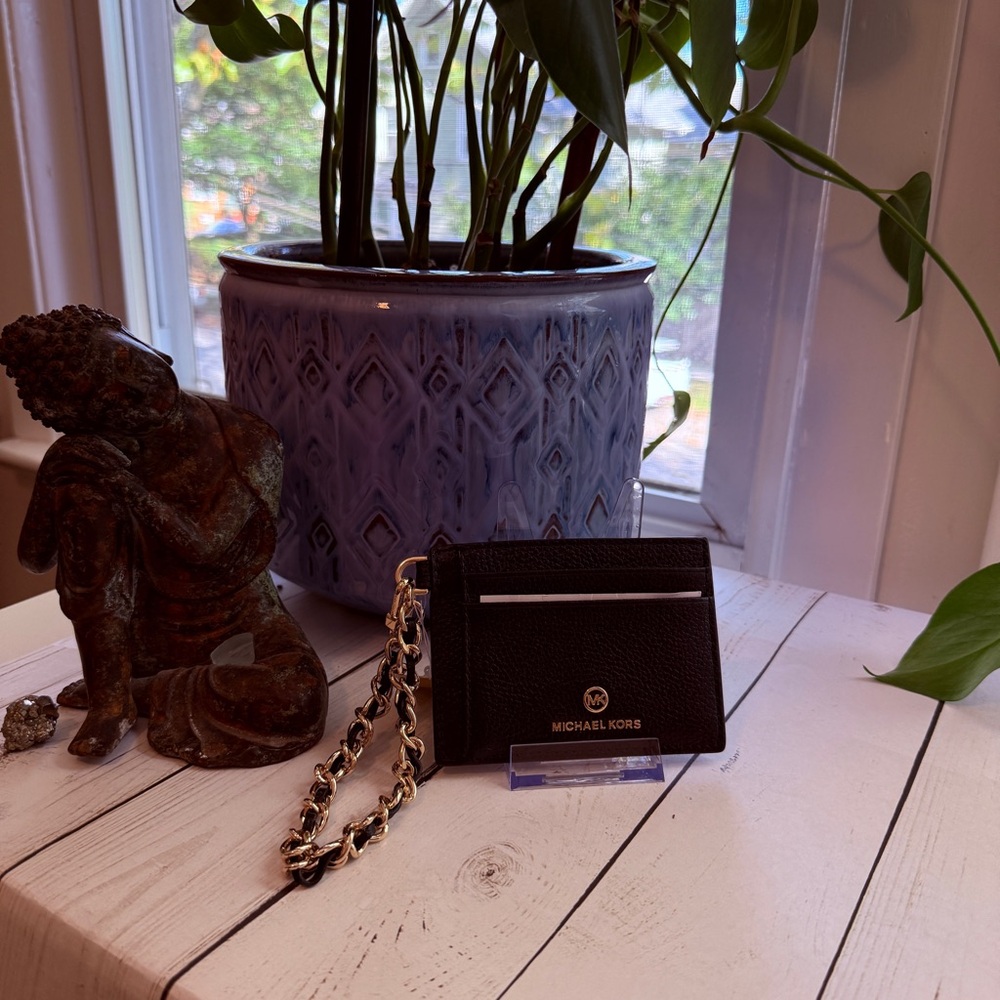 Michael Kors | Black Jet Set Charm Leather Card Holder with Gold Chain